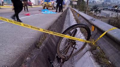 Ciclista muere atropellado en ruta Interamericana