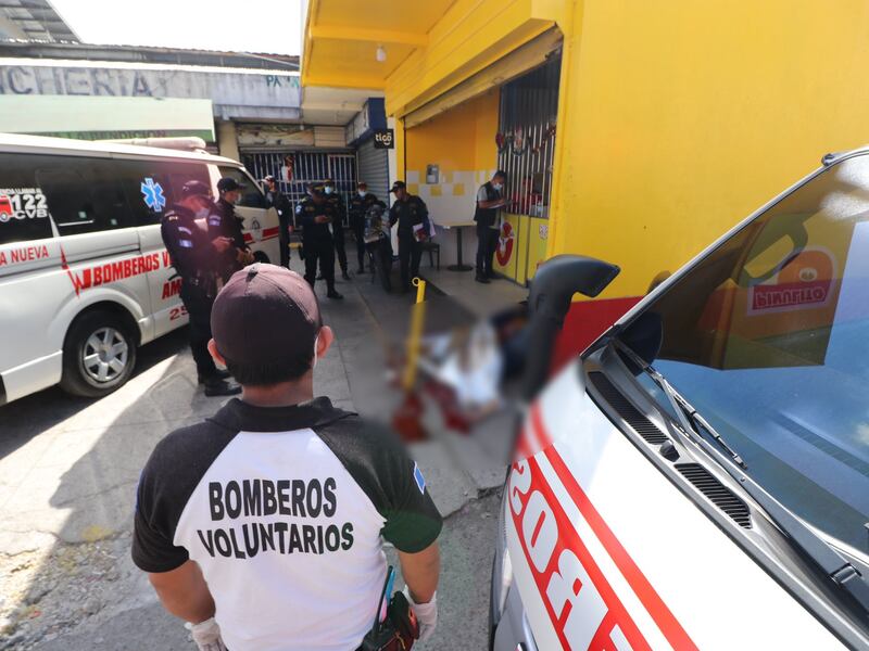 Dos hombres mueren atacados a tiros en Villa Nueva