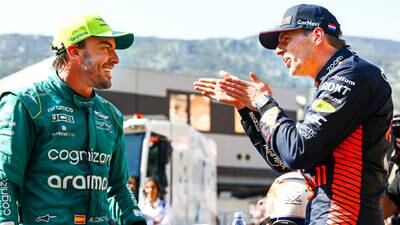 Verstappen supera a Alonso y se lleva la 'pole' en Mónaco
