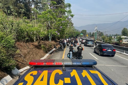 Intenso operativo contra carreras clandestinas termina con multas para motoristas