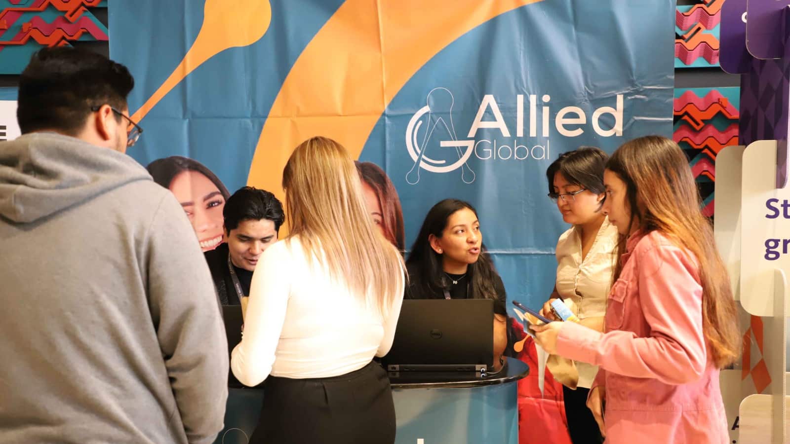 Agexport organiza feria Call Center Job Fair 2025