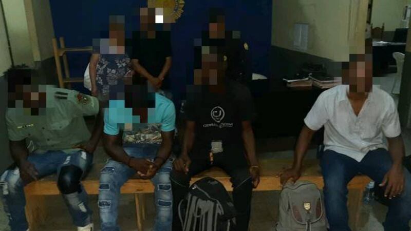 Más de 50 indocumentados son interceptados en dos departamentos