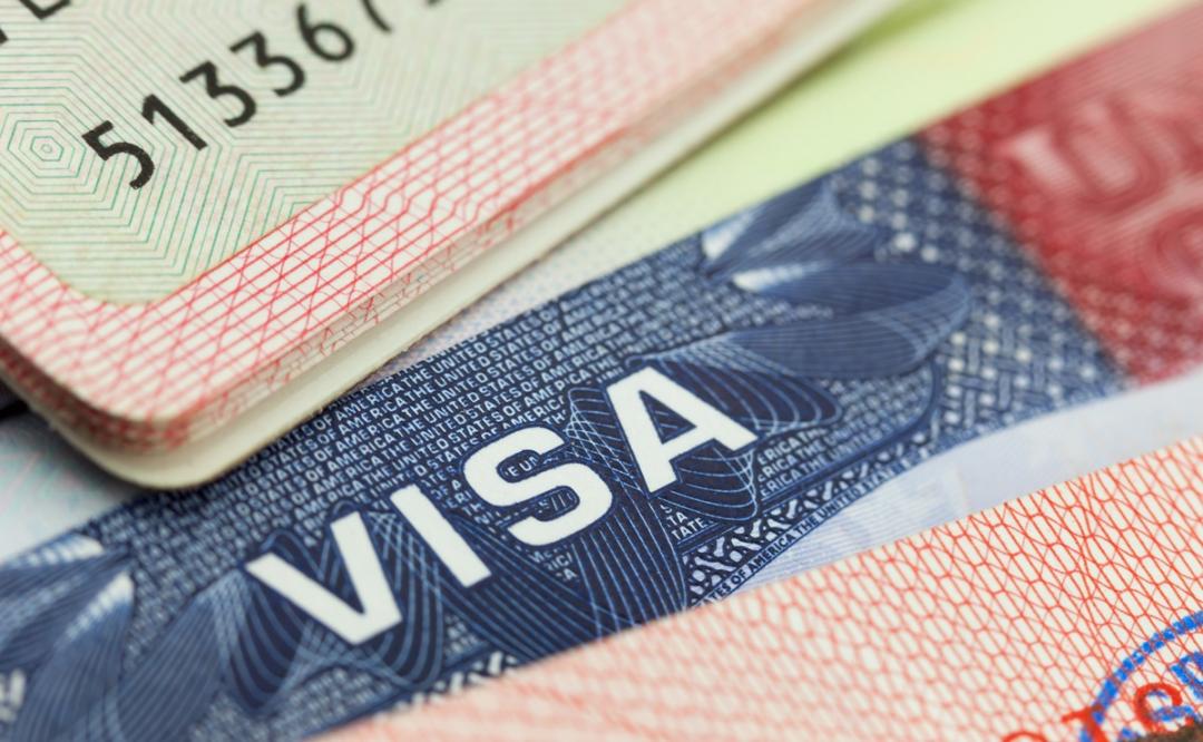 Condenan a cinco personas por fraude de visas falsas y lavado de dinero