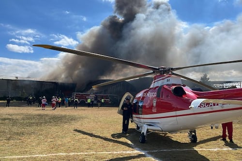 Tres menores y siete adultos viajaban en la avioneta que cayó en Toluca
