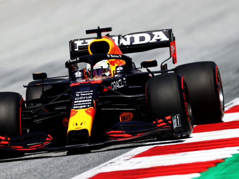 VIDEO. Verstappen partirá primero en el Gran Premio de Estiria