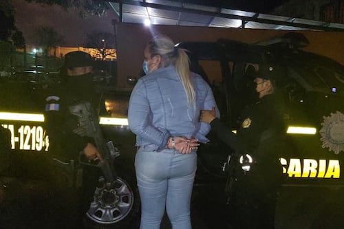 Así llevaron a Tribunales a María Marta Castañeda, pareja de Aldo Dupie “El Lobo”