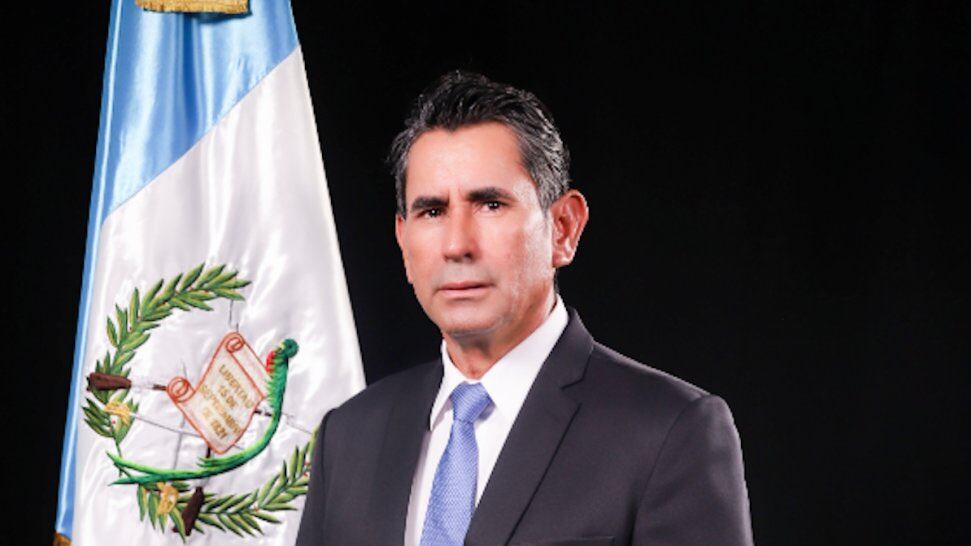 FECI señala que el diputado Esduin Javier Javier, alias “3 kiebres” habría lavado cerca de 18 millones de quetzales por medio de empresas de construcción y familiares.