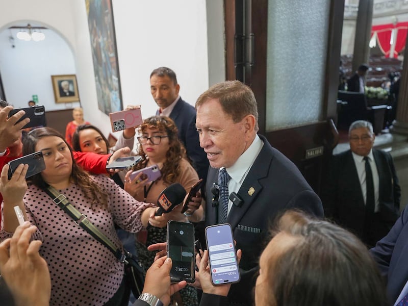 Congreso regresa de Semana Santa con el alza de combustibles sin resolver