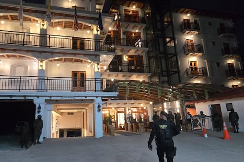 Allanan lujoso hotel en Huehuetenango