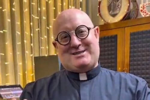 DJ padre Guilherme envía mensaje a los guatemaltecos previo a su show