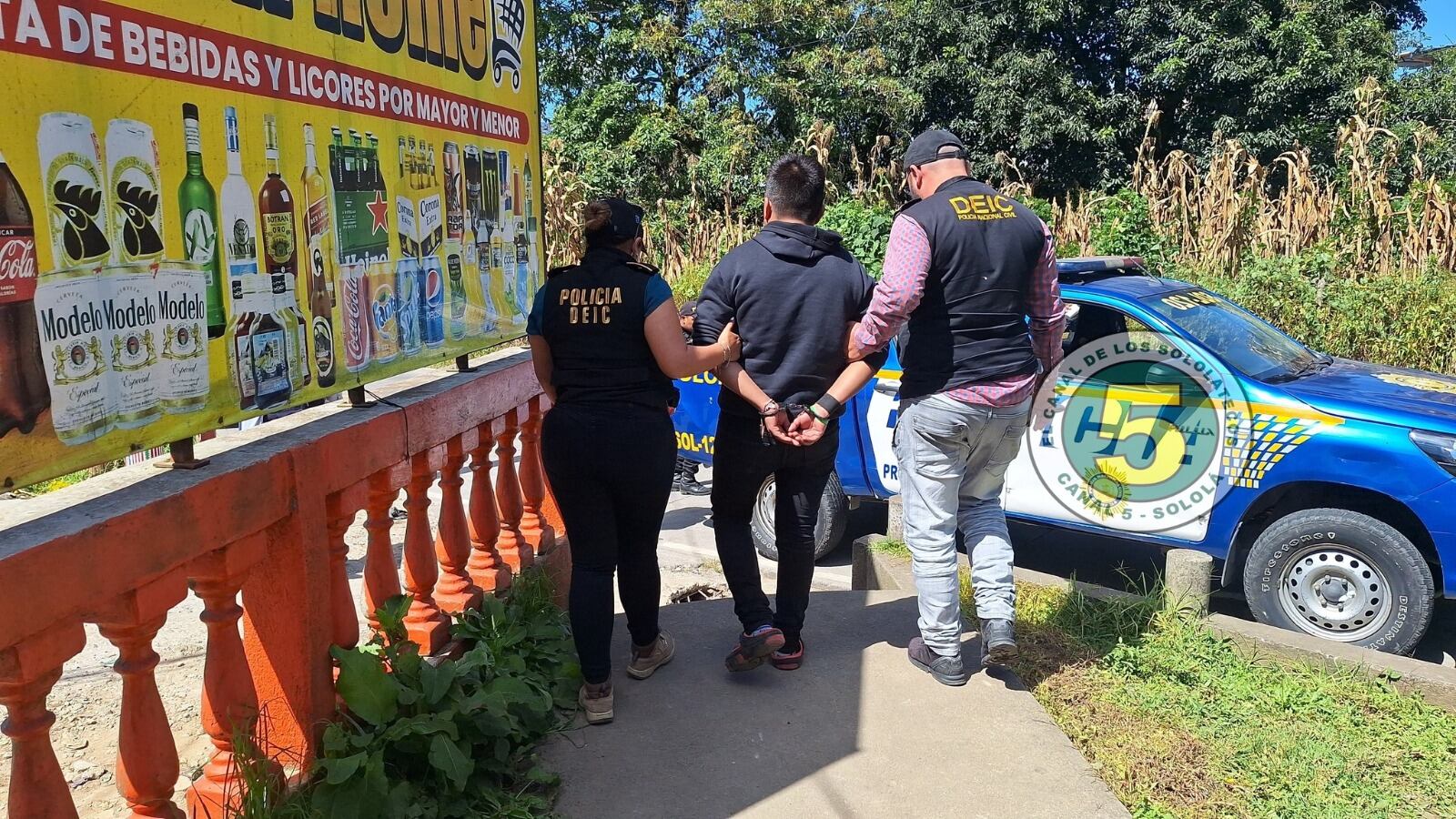 La acción se realizó dando cumplimiento a la orden de allanamiento. Foto: RRSS