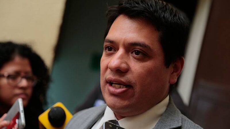 Se declara la rebeldía del ex viceministro Kamilo Rivera
