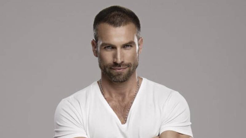 La supuesta alocada noche de drogas y mujeres que vivió Rafael Amaya
