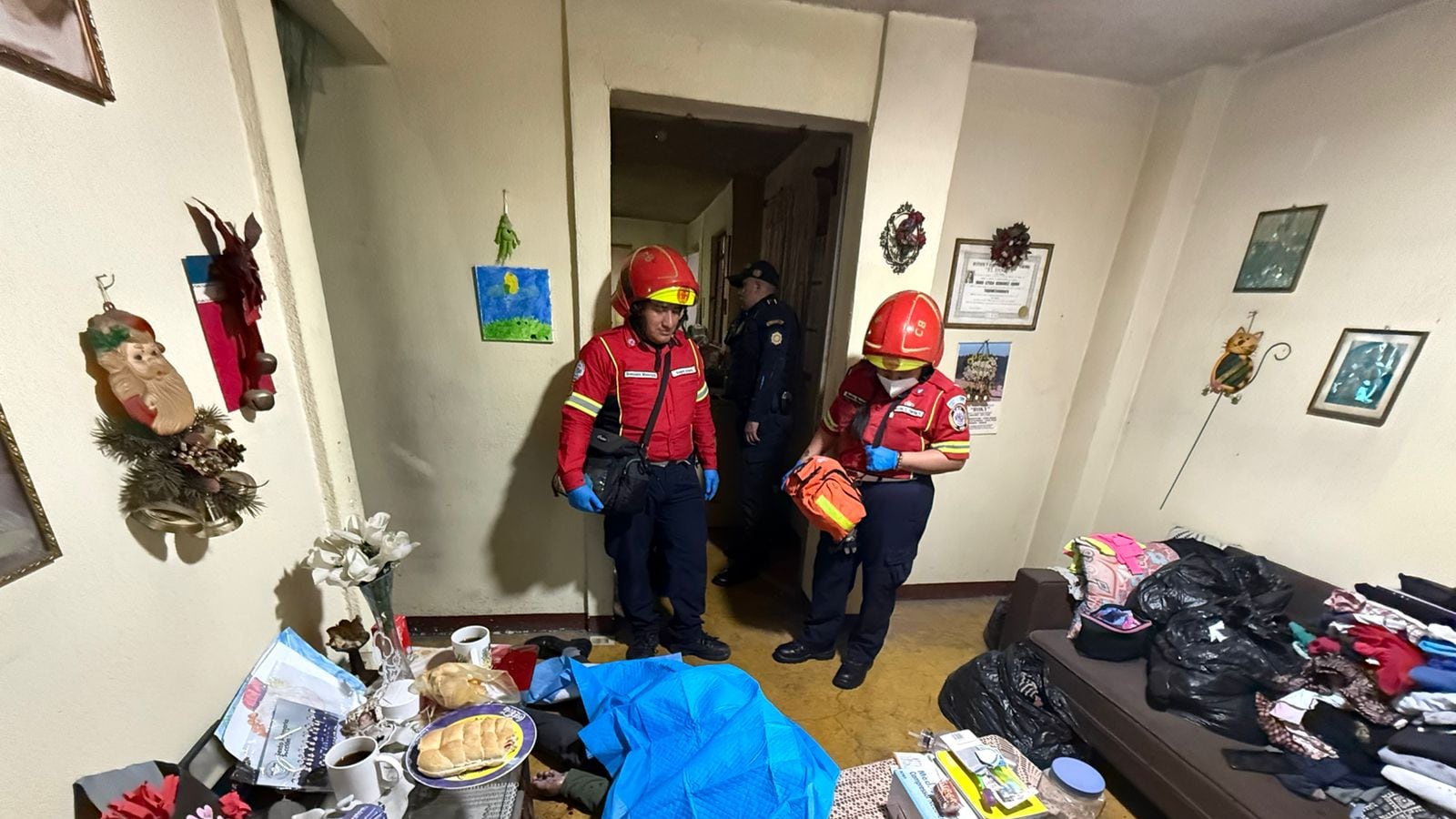 Triple asesinato en vivienda de zona 7. Foto: CBM