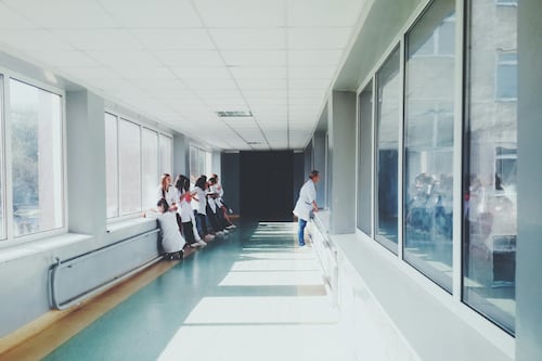 Estos son los síntomas que presentaron los niños llevados al Hospital Pedro de Bethancourt