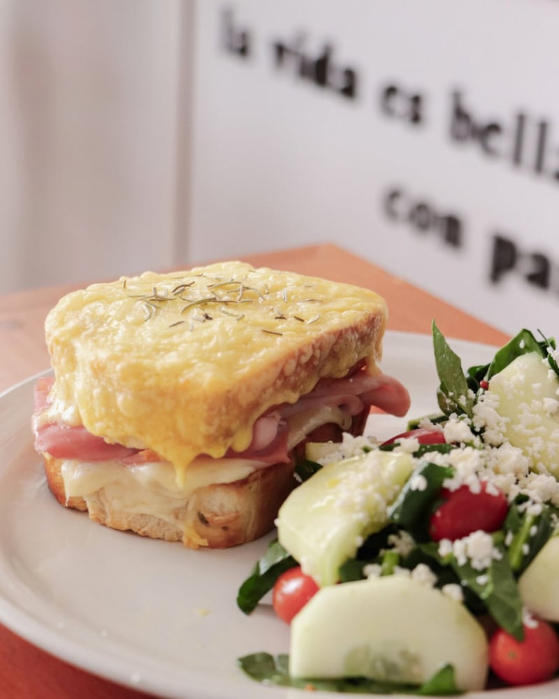 El 3 de noviembre se celebra el Día Mundial del Sándwich, una de las fechas más sabrosas del calendario, ya que el sándwich es uno de los platos más populares y variados que existen a nivel mundial. Foto: Instagram.