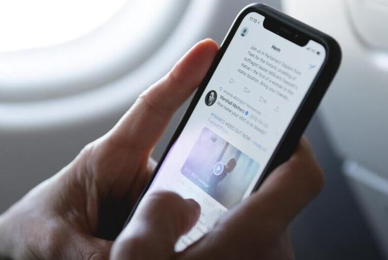 Isso é o que você precisa fazer se o seu celular estiver muito lento