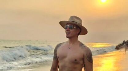 Yefry Lemus es director, dramaturgo, cantante, actor, conductor y coreógrafo.