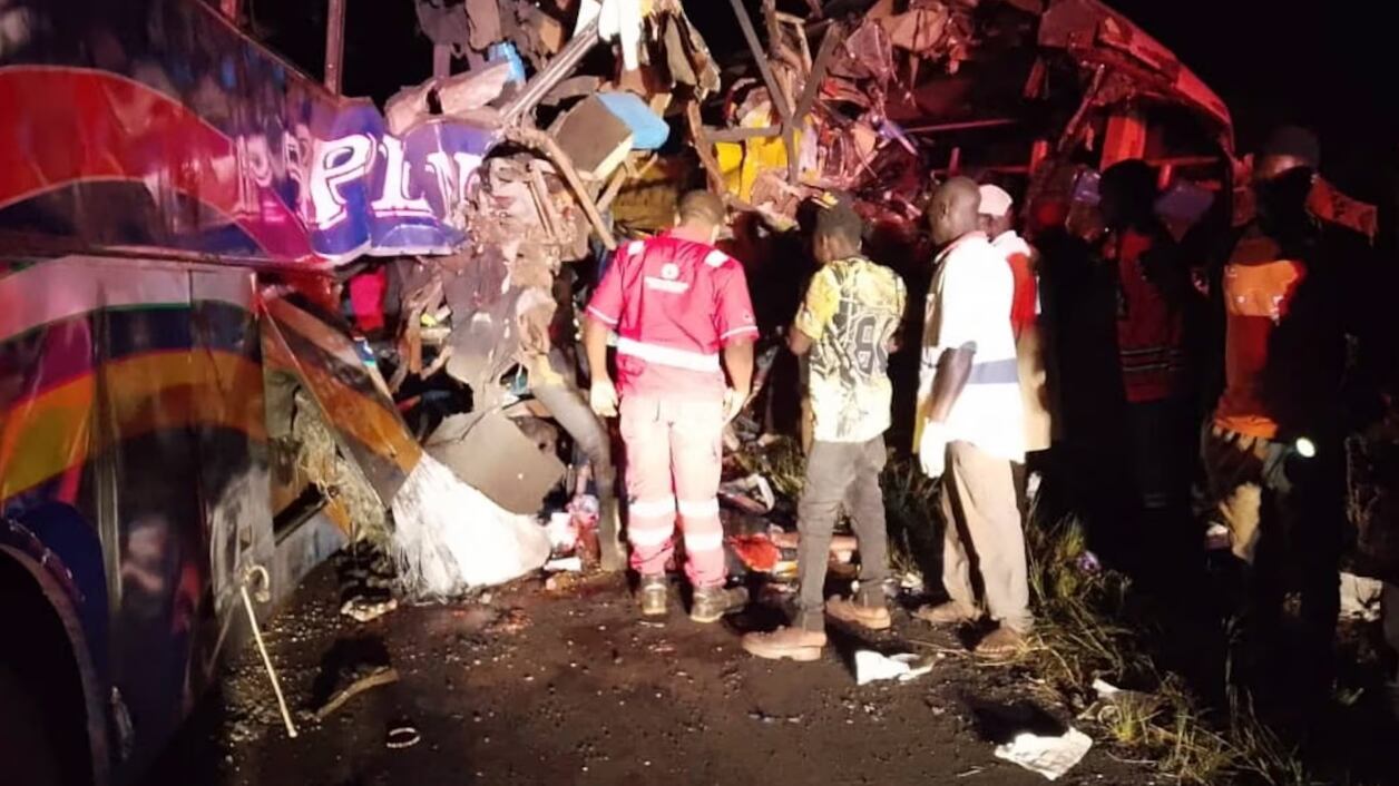 Al menos 63 personas fallecieron. (Foto: Redes sociales)