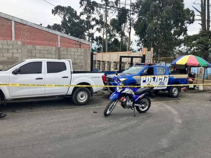 13 fetos fueron localizados en botellas en quetzaltenango.