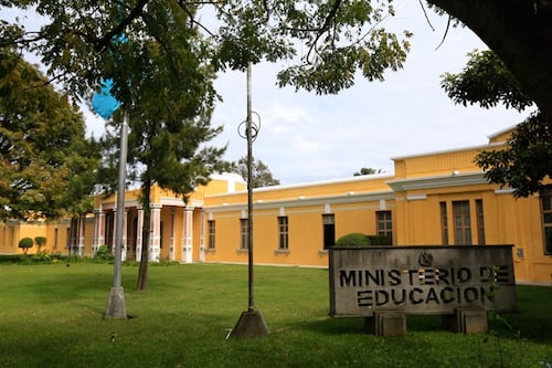 Mineduc abre convocatoria para nuevas plazas laborales