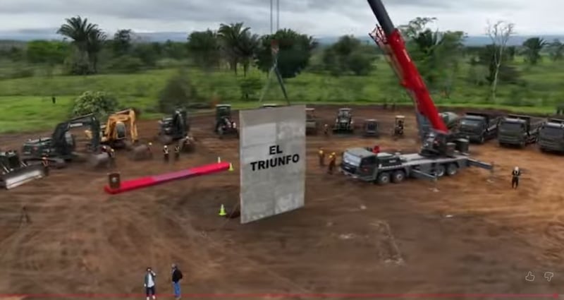 Construcción de la Cárcel de Máxima Seguridad "El Triunfo" en Izabal.