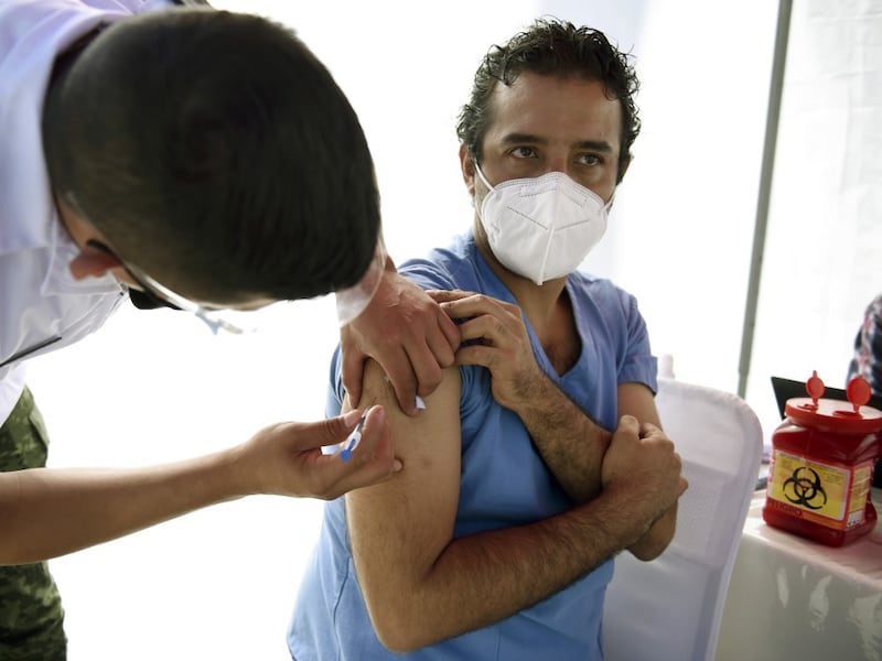 Salud destina Q2 millones para vacunas con el sistema Covax