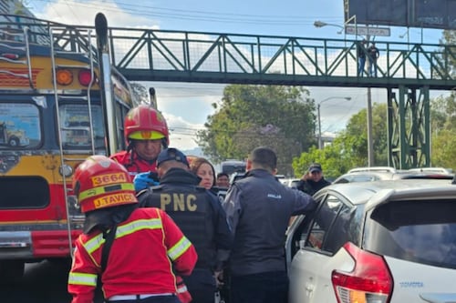 Disparan contra conductor en intento de asalto en la zona 8