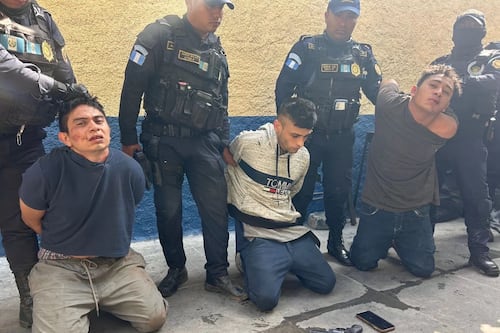 Suspenden audiencia contra tres pandilleros vinculados a ataque contra la PNC en Chinautla