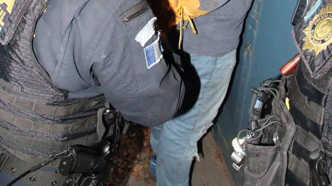 Taxista detenido sindicado del crimen.