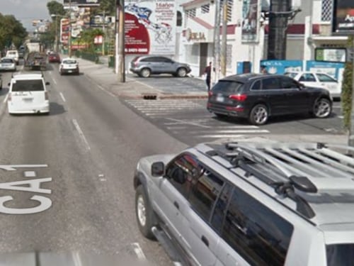 Pareja se accidenta en el bulevar Los Próceres