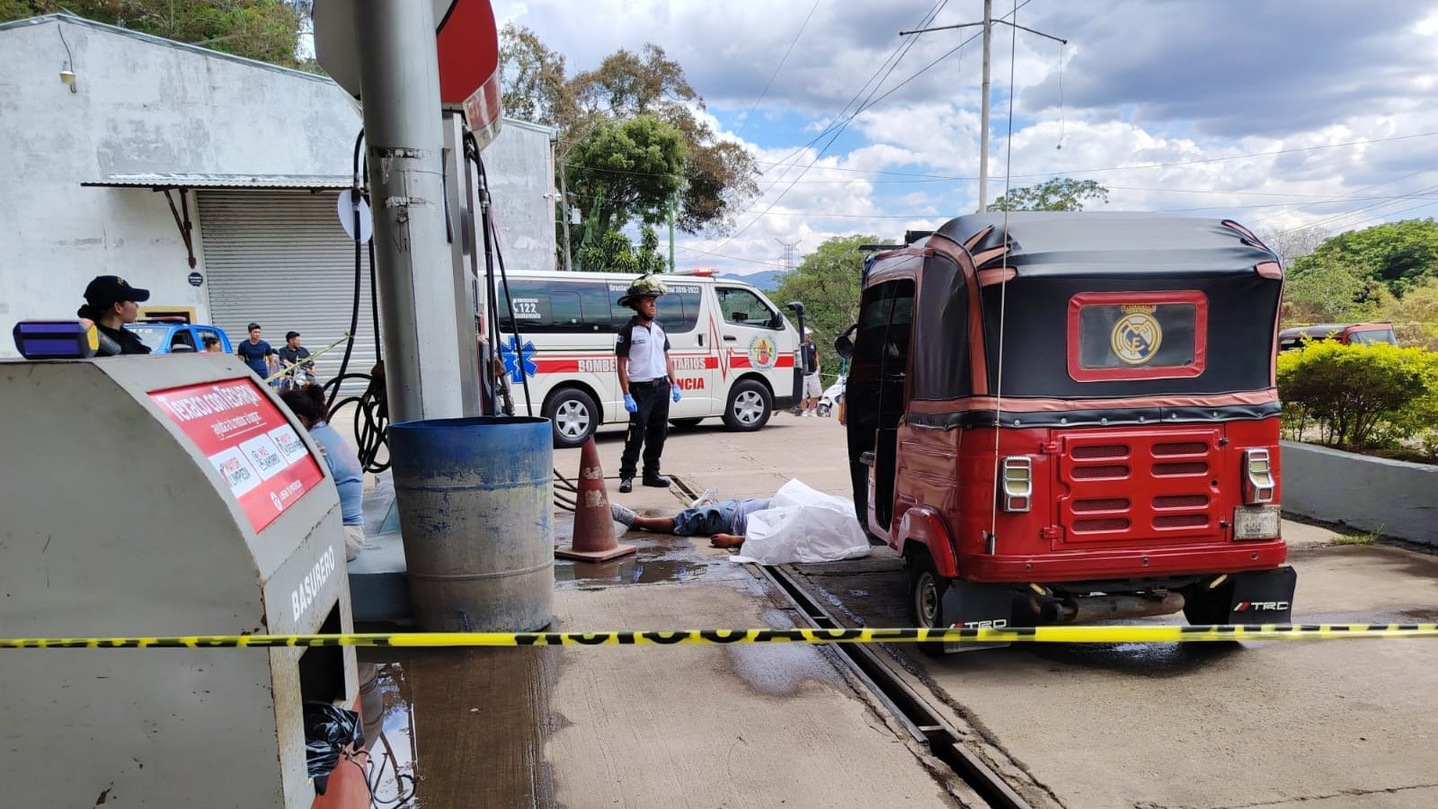Hombre asesinado en gasolinera ubicada en kilómetro 61.4 de Carretera a El Salvador.