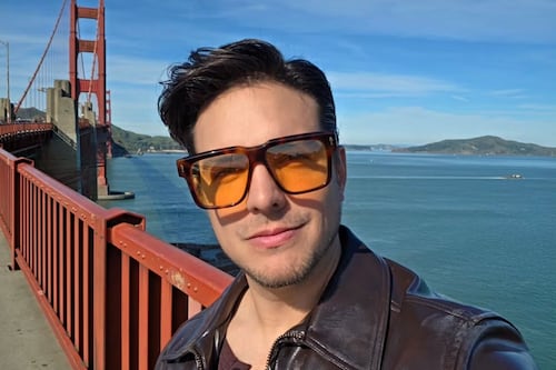 Video. Vadhir Derbez abre convocatoria para encontrar una pelirroja: ¿para proyecto o pareja?