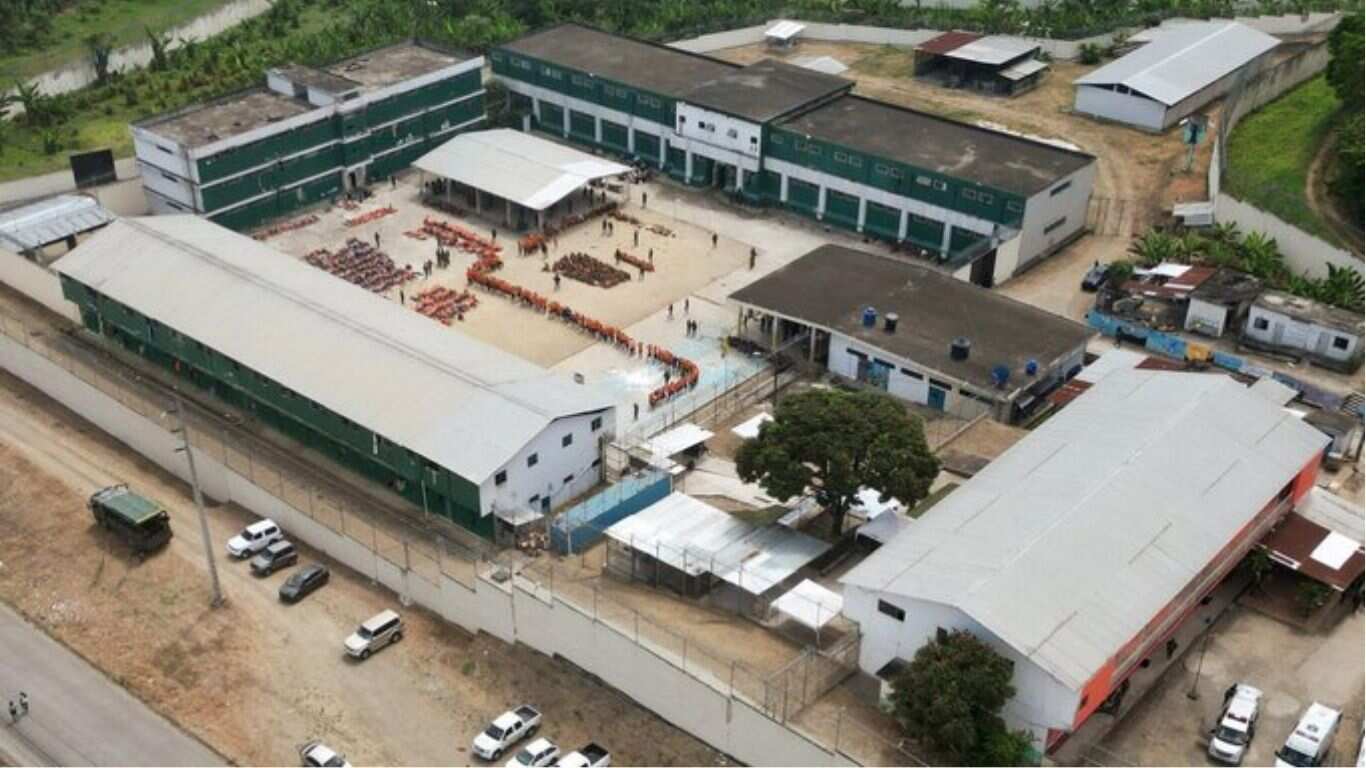 Riña en cárcel de Ecuador