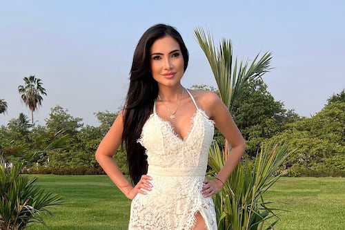 Massiel Carrillo anuncia nuevo tema musical con atrevida portada