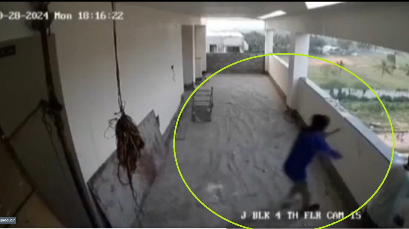 Estudiante de Inteligencia Artificial se avienta de un edificio