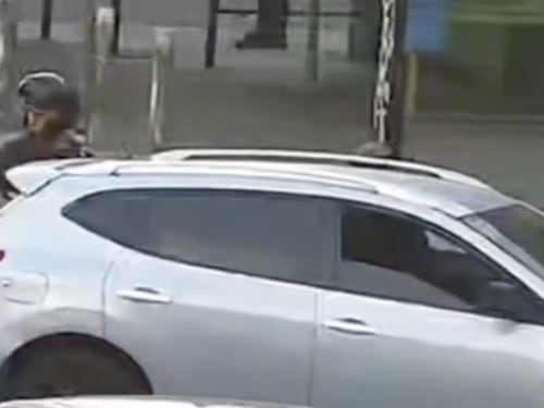 Conductor se desmaya en tráfico de la Calle Martí este martes