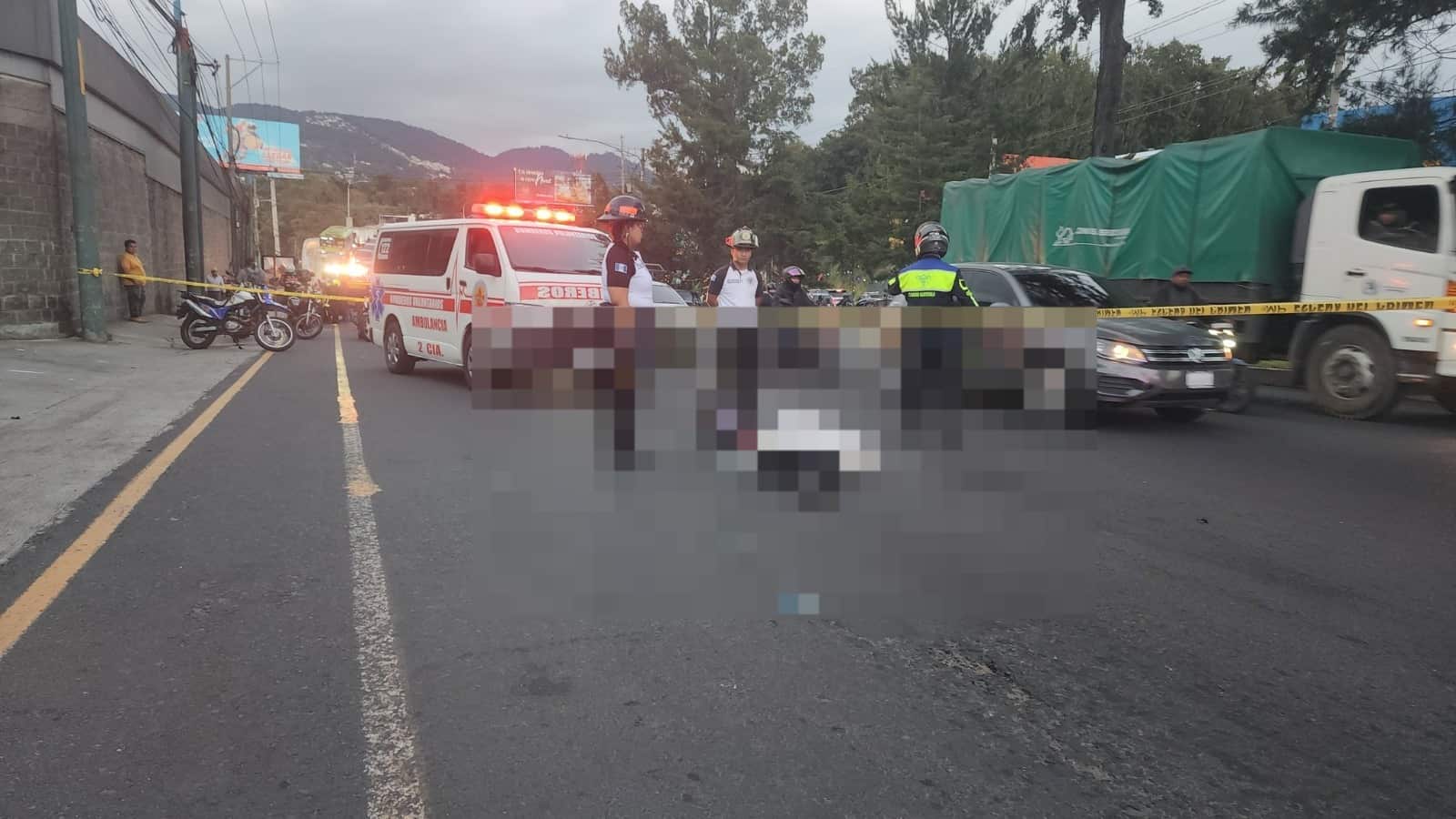 La víctima se movilizaba en una motocicleta como acompañante. Foto: Bomberos Voluntarios