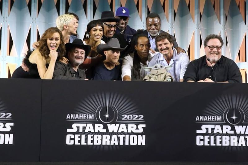 ¡Feliz 4 de mayo!
Hoy se celebra el Día de Star Wars con maratones, disfraces y mucha Fuerza.