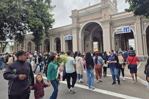 VIDEO. Así es el panorama en el Cementerio General este Día de La Madre