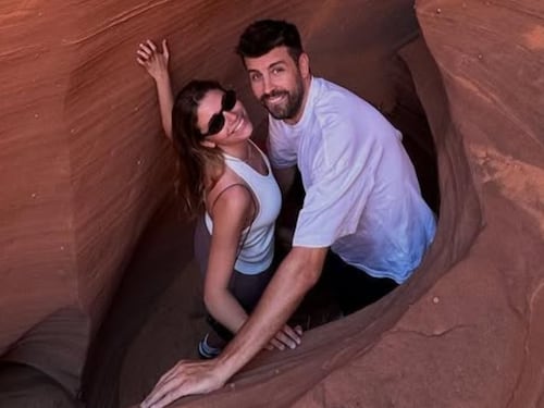 Los looks de Clara Chía y Piqué en ‘la casita’ de Bad Bunny se hacen virales