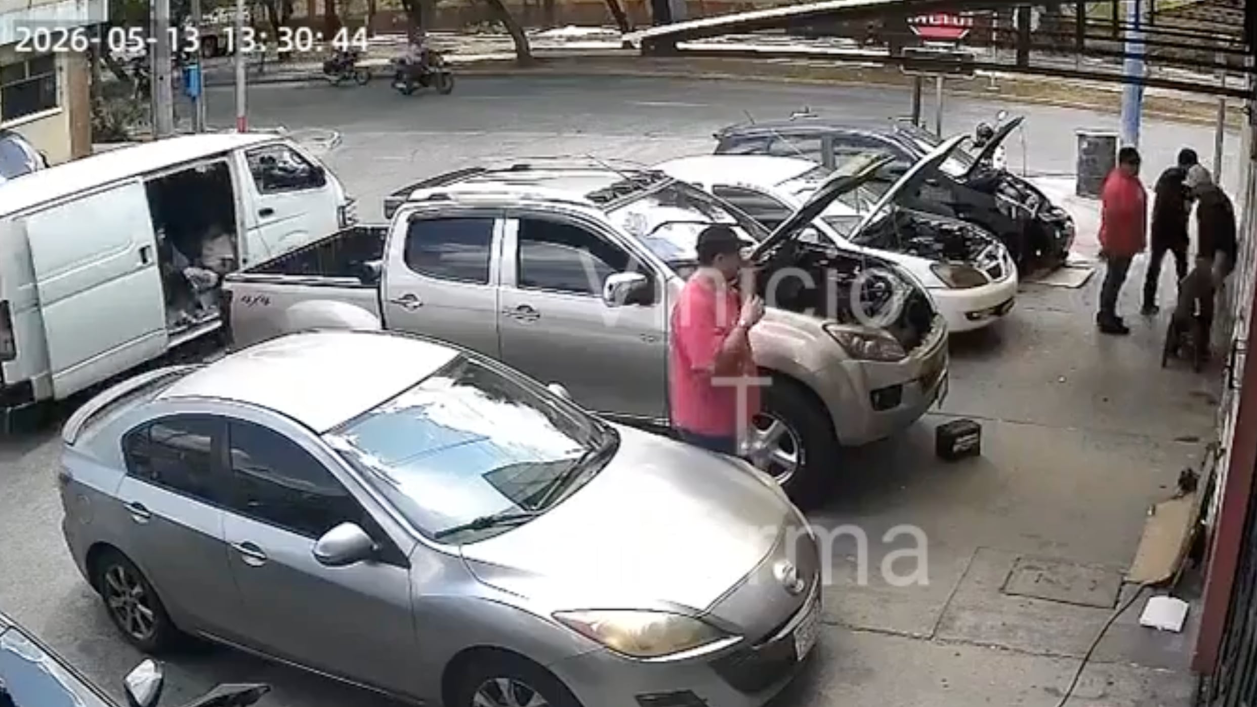 Cámaras de seguridad captan asalto. Foto: RRSS
