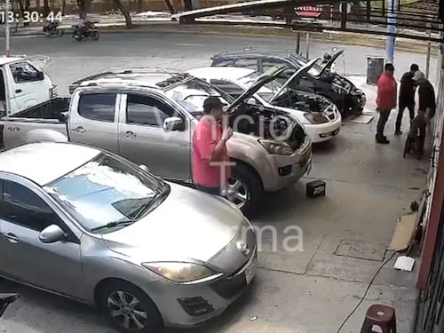 VIDEO. Así fue captado un asalto en la avenida del Cementerio zona 3