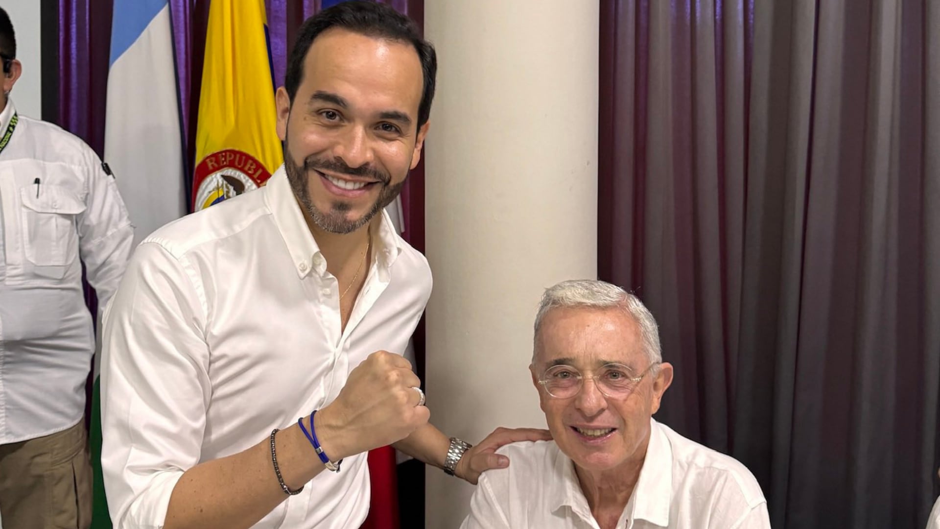 Álvaro Uribe celebró el triunfo de Abelardo de la Espriella y lanza duras acusaciones contra el Gobierno Petro