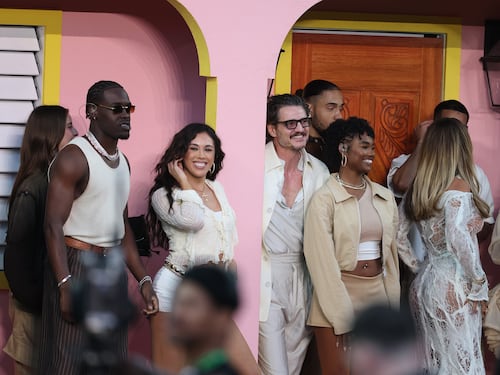 La “casita” de Bad Bunny brilló en el Super Bowl con invitados de lujo