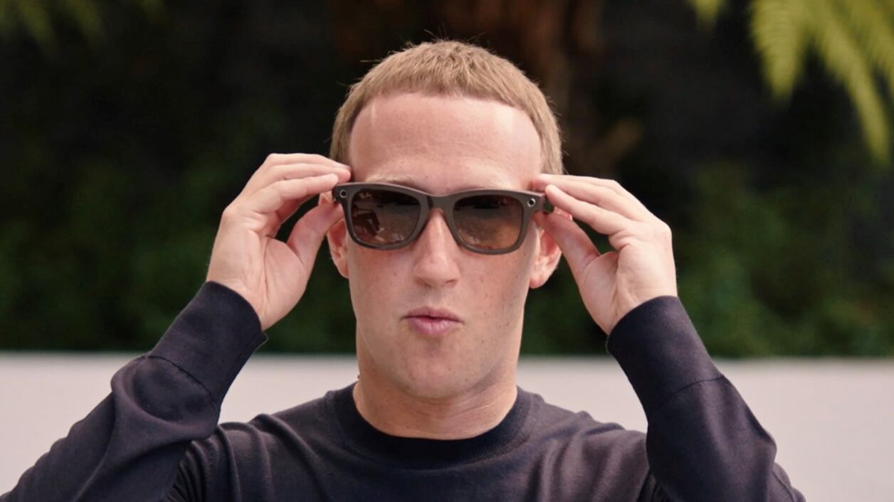 Mark Zuckerberg dice que esta tecnología tiene el potencial de transformar múltiples aspectos de la vida cotidiana, desde la comunicación y la productividad hasta el entretenimiento y la educación.