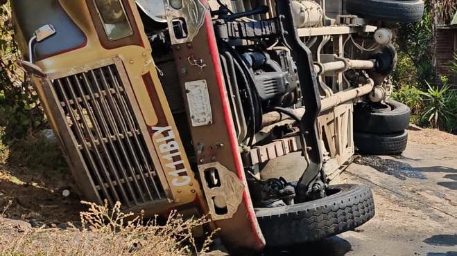 Accidente en bus escolar. Foto: RRSS