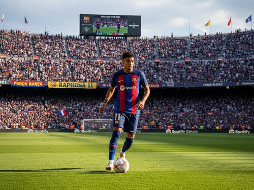 Raphinha es sustituido en el descanso ante Elche por molestias musculares