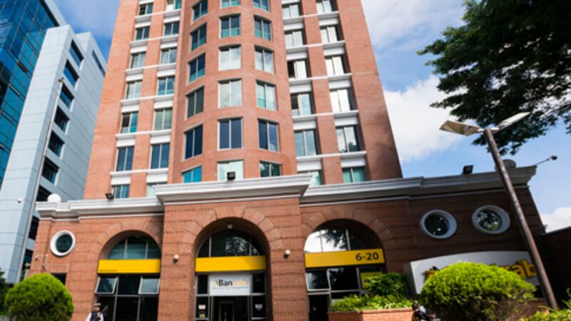 Bantrab logra mejorar calificación nacional por Fitch Ratings