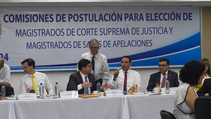 Murphy Paiz pide a la CC que desentrampe proceso de elección de magistrados